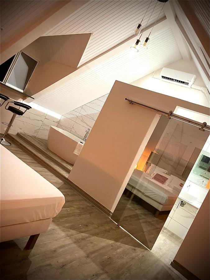 Hotel Village Pomme Cannelle 3 Etoiles Le Precheur المظهر الخارجي الصورة