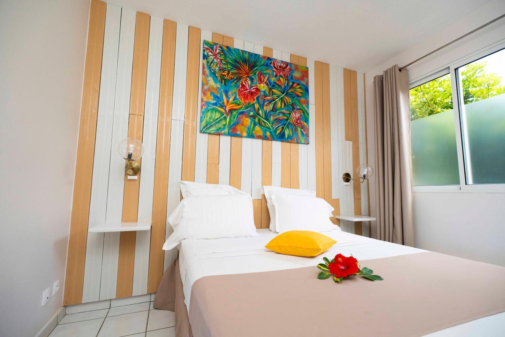 Hotel Village Pomme Cannelle 3 Etoiles Le Precheur المظهر الخارجي الصورة